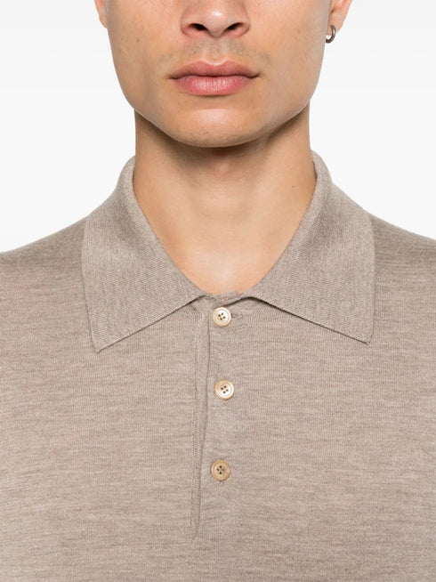 polo de punto fino